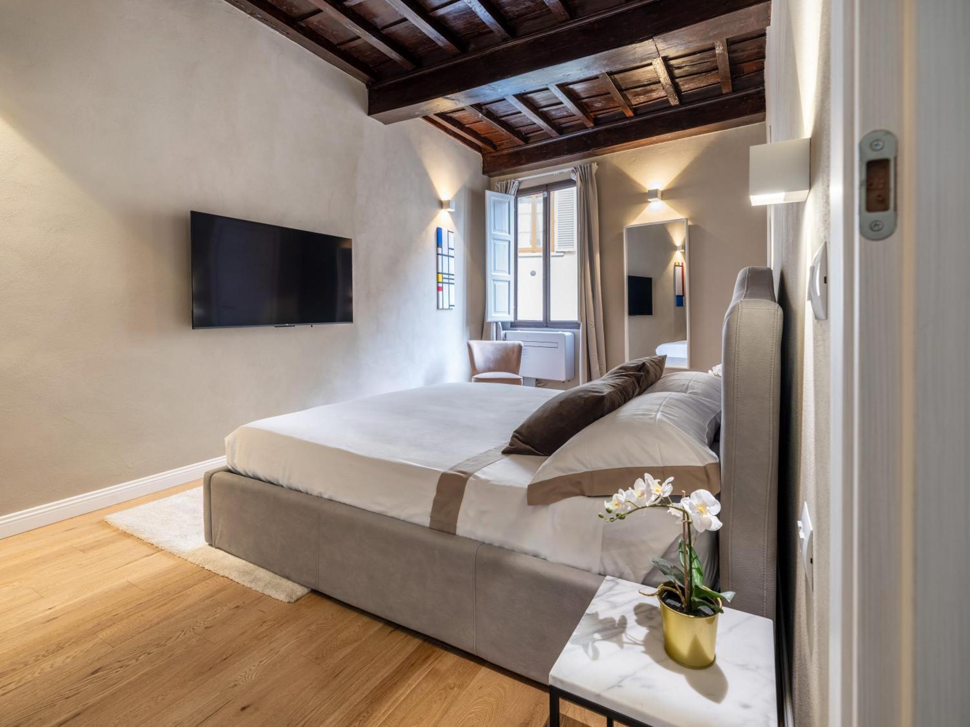Santa Croce Luxury Suite - Dolcevita Holiday Florence Extérieur photo