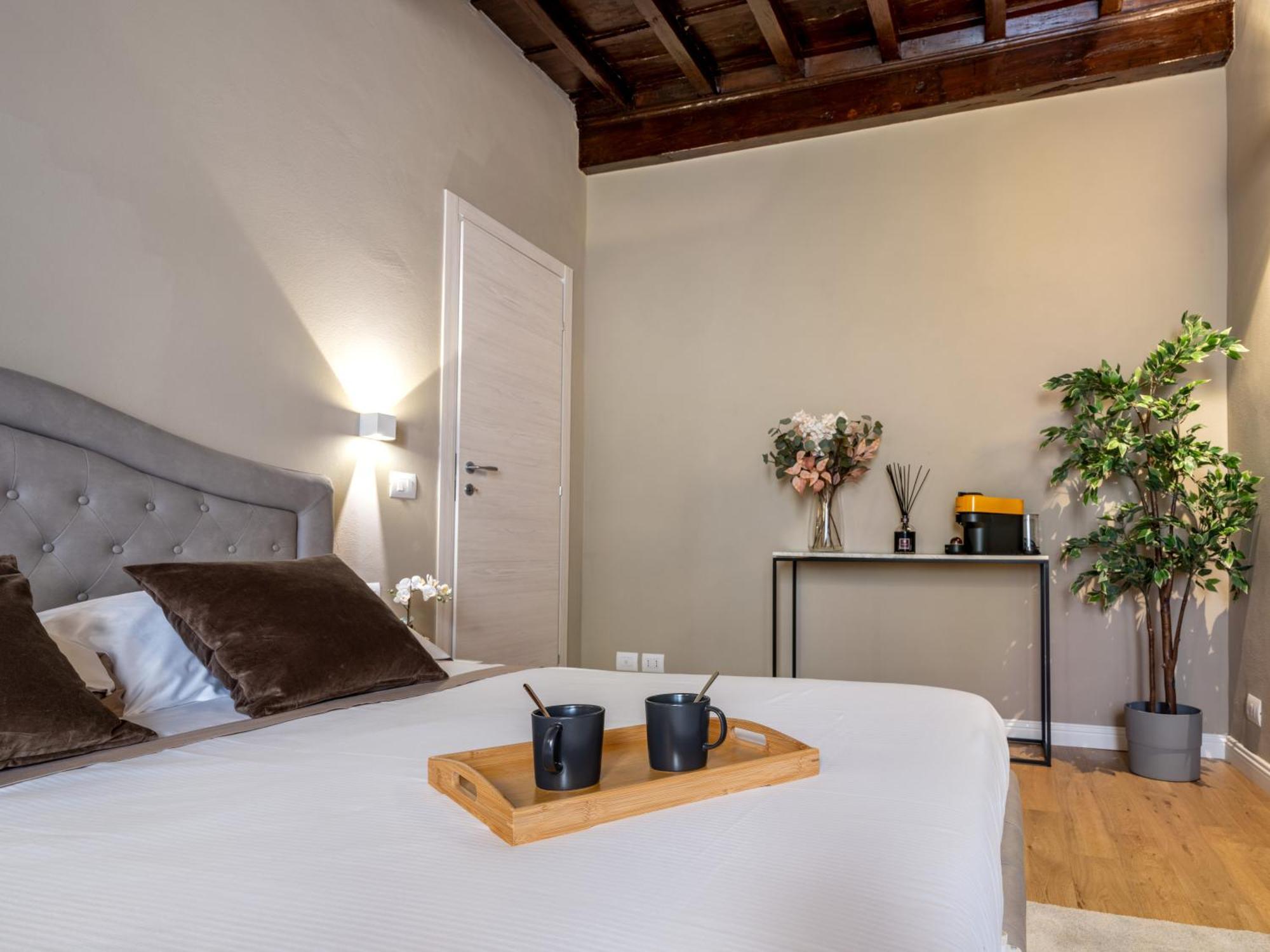 Santa Croce Luxury Suite - Dolcevita Holiday Florence Extérieur photo