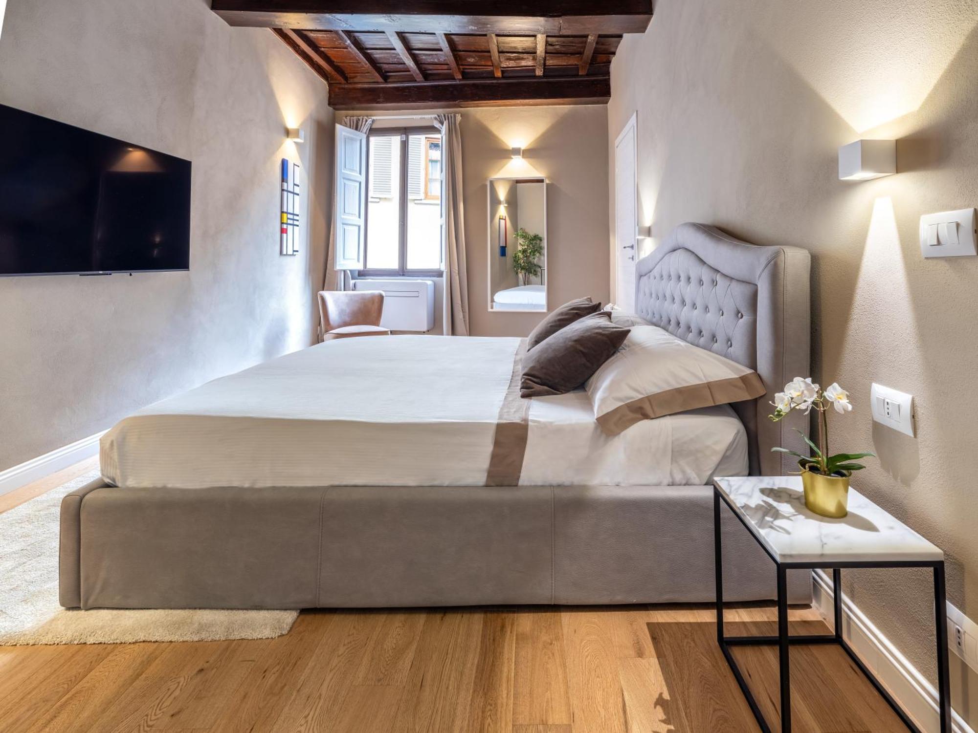 Santa Croce Luxury Suite - Dolcevita Holiday Florence Extérieur photo